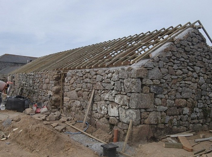 A frame roof construction